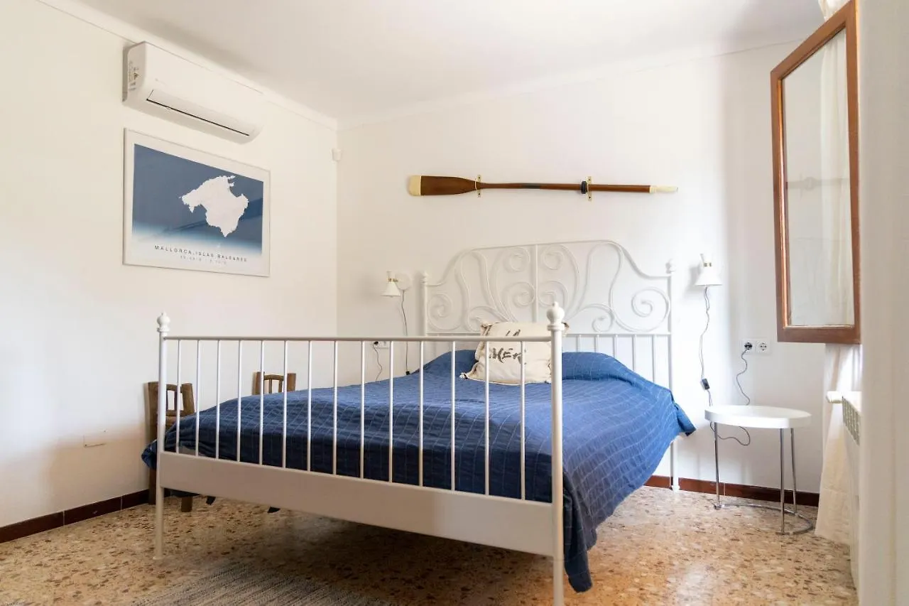Casa Amigos Mallorca Cala Llombards Tatil Evi