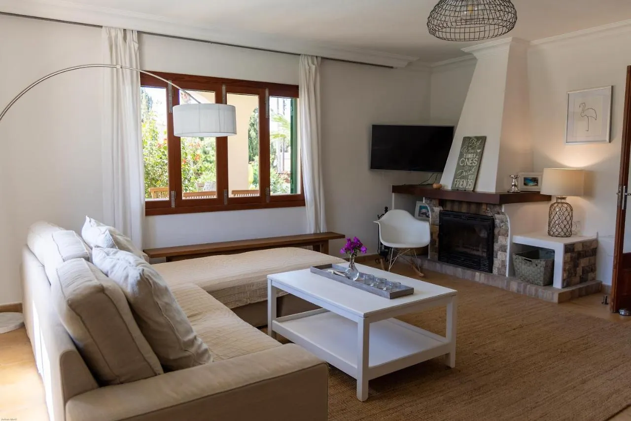 Casa Amigos Mallorca Cala Llombards Tatil Evi